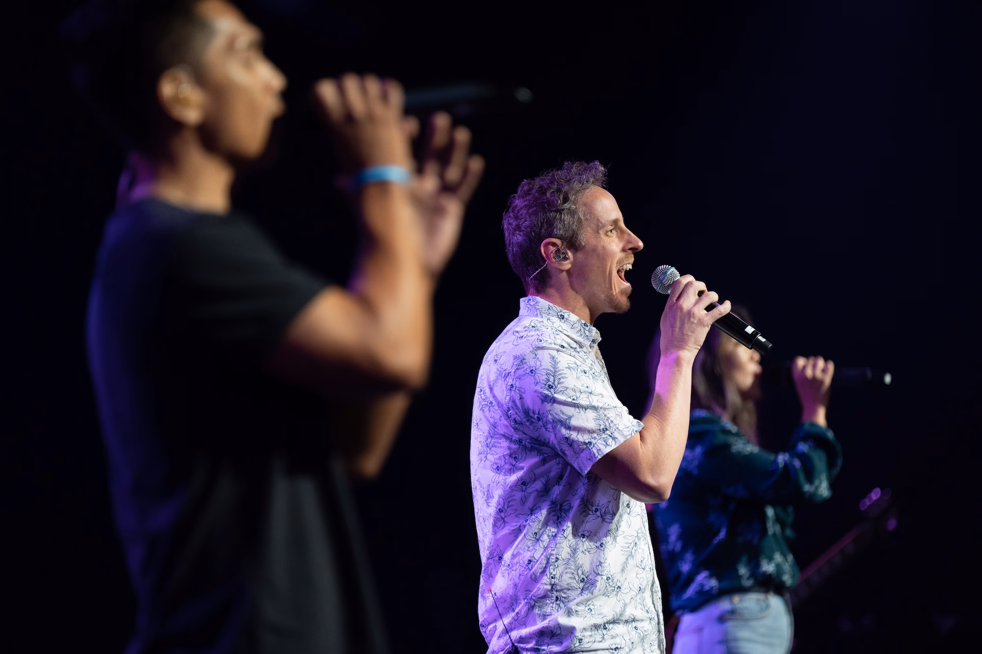 Nathan Armstrong singing live